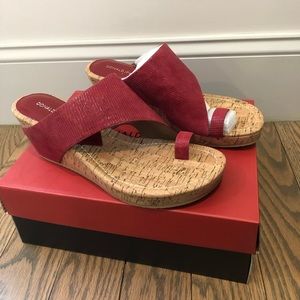 Donald J Pliner GYER Red/Lizard Print